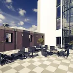 Hotel Mercure Centre Port 4*