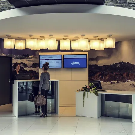 Mercure Centre Port Hotel
