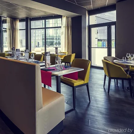 Mercure Centre Port Hotel 4*