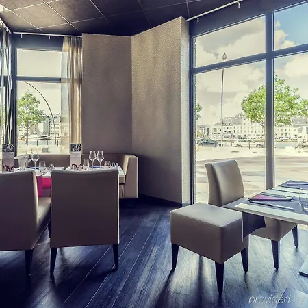 Mercure Centre Port Hotel 4*