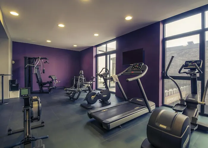 Mercure Centre Port 호텔 4*