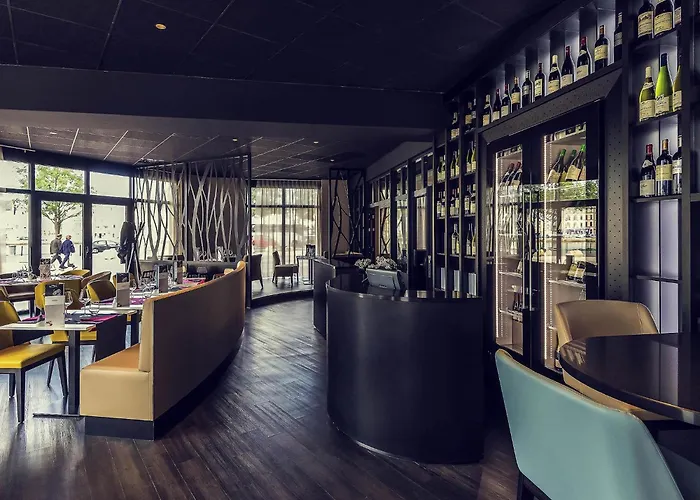 Mercure Centre Port 4* 셰르부르 앙 코탱탕