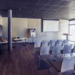 Hotel Mercure Centre Port 4*
