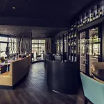 Mercure Centre Port 4*