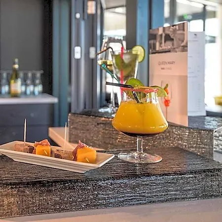 Ξενοδοχείο Mercure Centre Port 4*