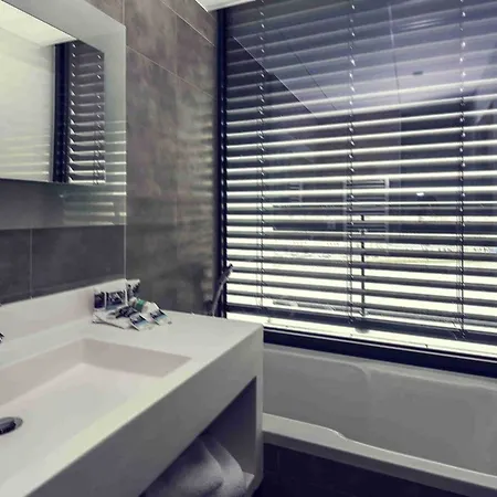 Mercure Centre Port Hotel Cherbourg-en-Cotentin
