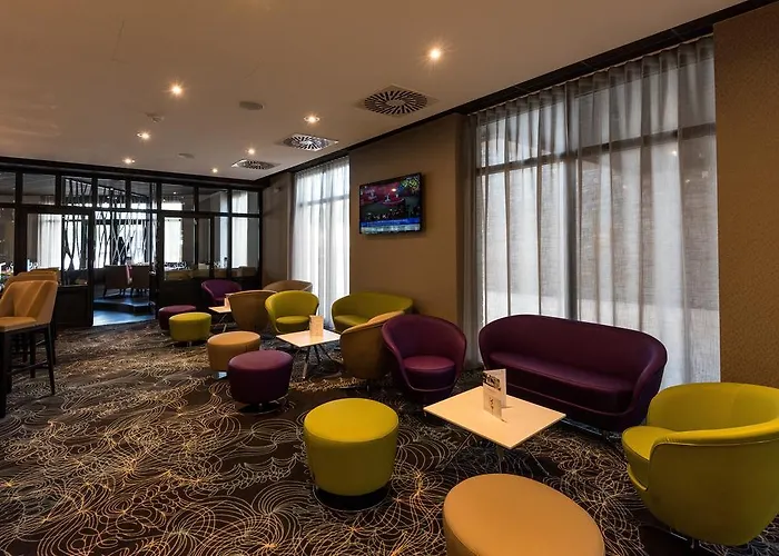 فندق Mercure Centre Port 4*