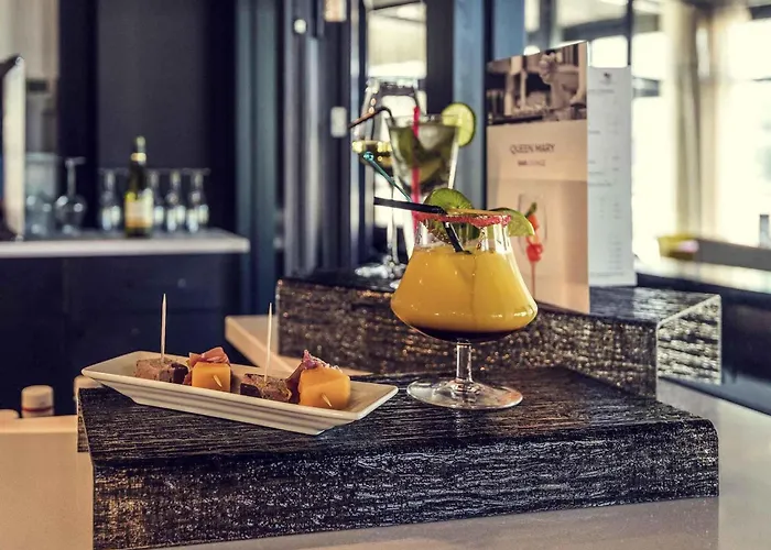 Mercure Centre Port فندق 4*