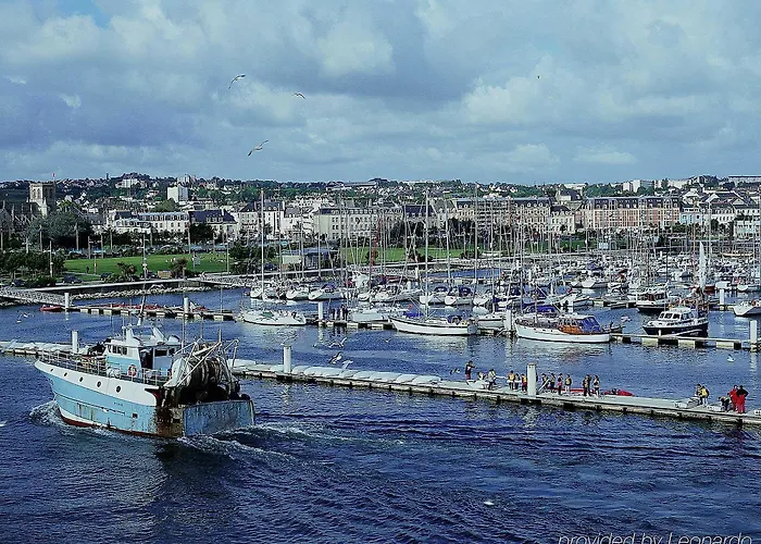 Mercure Centre Port Hotel 4*