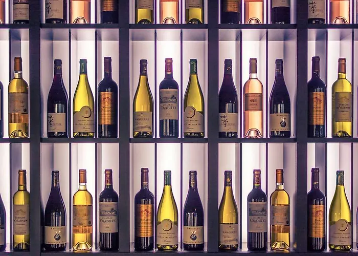 Mercure Centre Port Hotel 4*