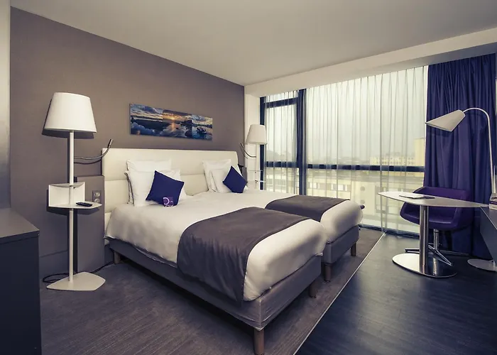 فندق Mercure Centre Port شيربوغ أون كوتننتين