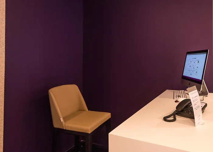 فندق Mercure Centre Port 4*