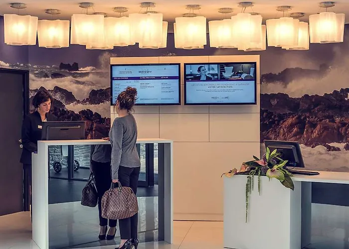 Mercure Centre Port فندق