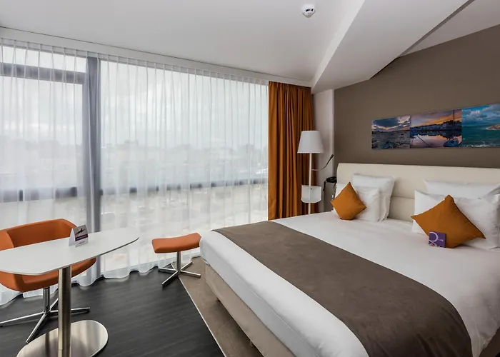 فندق Mercure Centre Port شيربوغ أون كوتننتين